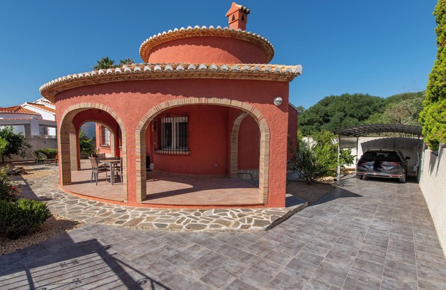 Casa Deveses, 2 Schlafzimmer, Privates Grundstück, 2 Minuten zu Fuß zum Strand