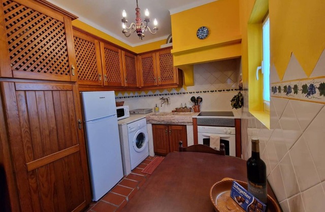 Casa do Avô Lopes /Apart. Amarelo T1