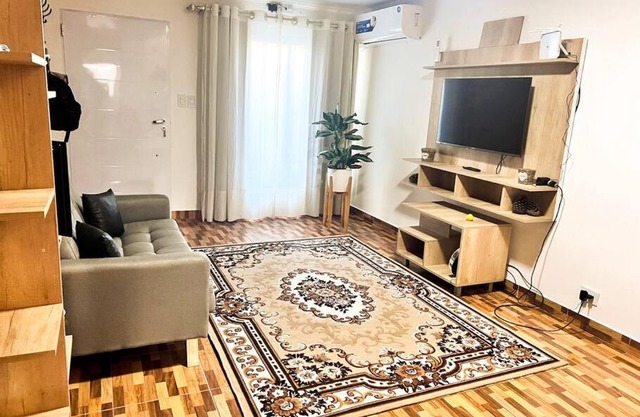 Casa entera con patio, parrilla y cochera