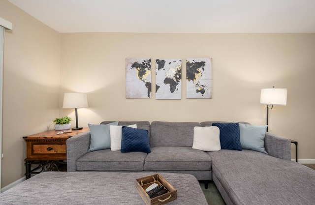 CASA FAIRWAY: Your Golf Course View