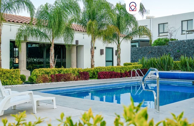 Casa Familiar para 8 en Juriquilla con amenidades