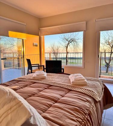 Casa Laguna de Gomez, con increíble vista a la laguna-