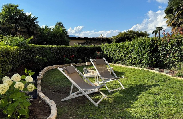 Casa Luna - New stylish vacation apartment with garden & pool on Lake Maggiore