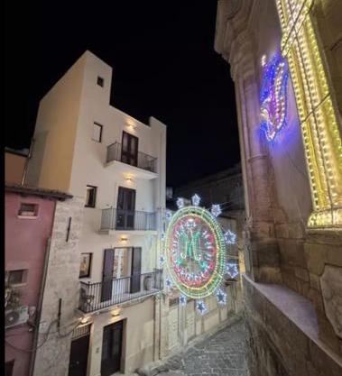 Casa Manbrù by Studio Vita