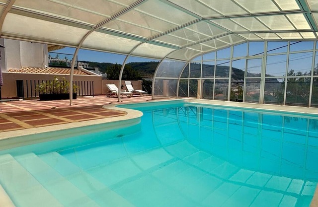 Casa Mar by Sesimbra Sun Sea on ocean, beach, historic center.