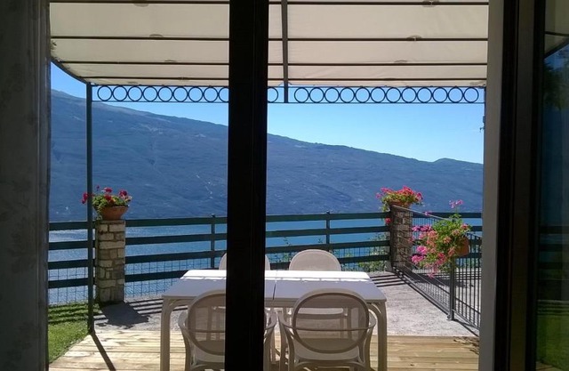 CASA NAVLA' AppartamentI "Ulivi"- "Fiori" -"Velieri"-"Luna"-"Nido"-"Taverna"