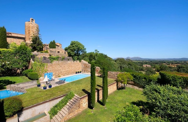 Casa Rufina, Exclusive & Charming Stone House in Costa Brava