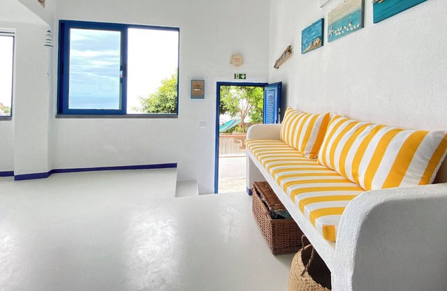 Casa Santorini. A Unique home refurbished in the style of a Santorini Villa