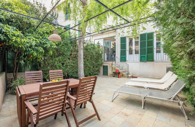 Casa Sunny with Mountain Views, Wi-Fi, Air Conditioning, Garden and Terrace; Street Parking Available