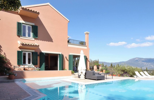 Casa T with amazing views
