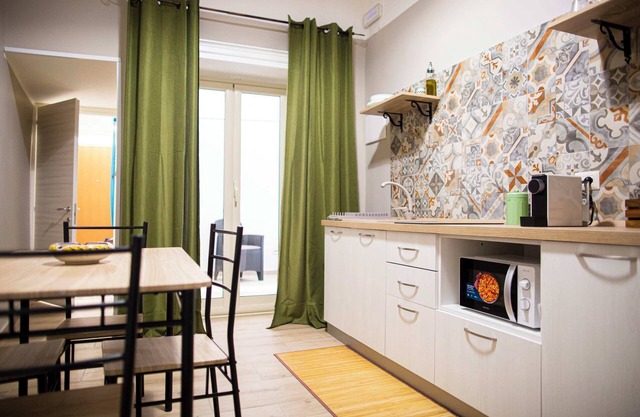 Casa Tilia, Charm by the Old Town, with Private Parking