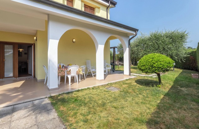 Casa Zini, Colà di Lazise, Italy