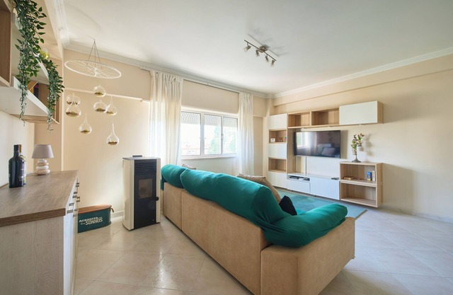 CasaFernandes 15 - Modern 2BR near the Metro | Lisbon, Sintra and Cascais