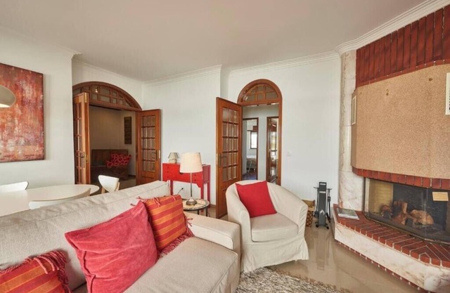 Cascais Handsome Apartment