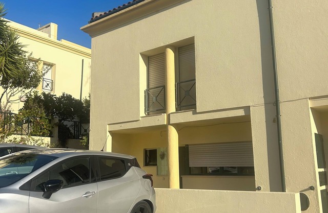 Cascais - House at Guincho beach with patio. Pets are welcome!