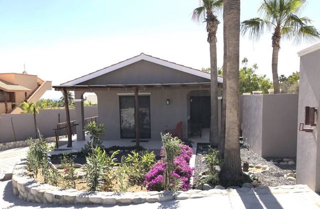Casita Tortuga Courtyard