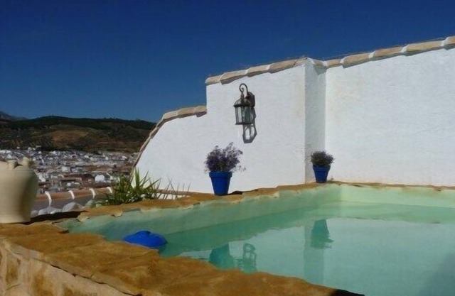 'Castle View' Charming Spanish Townhouse with private plunge pool. Free WIFI.