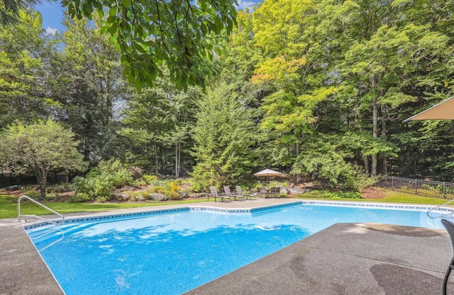 Castlerock - Brand New Build and Luxury at Its Best, 5 minutes to slopes!
