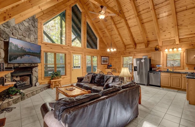 Catbird Cabins (Hocking Hills area)