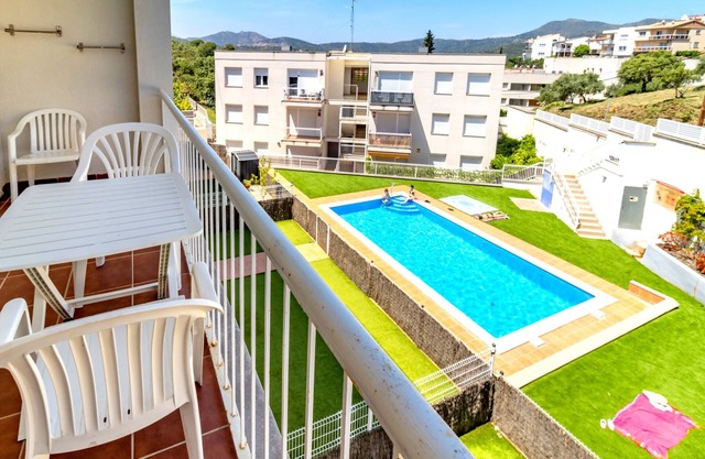 Cau del Llop 69.1 - Apartment with communal pool