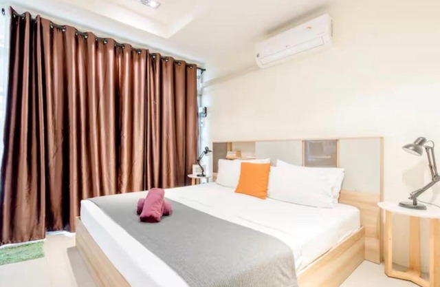 CB's - Cheap Boutique Bangkok