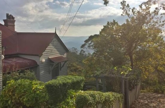 Cecil's Chair - Blackheath Cottage with a View