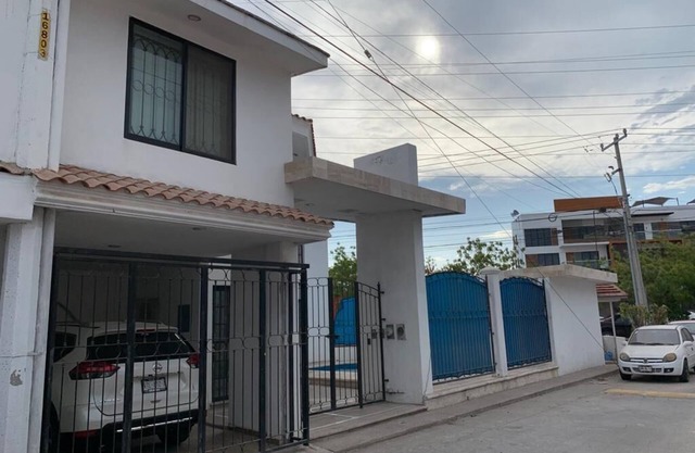Cedros House