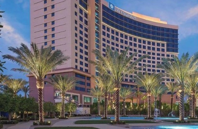 Celebrate New Year's Eve in Las Vegas