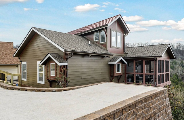Center Hill Wakehouse