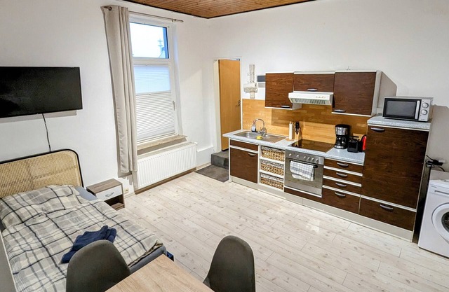 Central apartment for 3 people with kitchen & washing machine