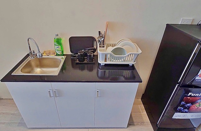 Central Hanoi Apartment, Family-Friendly, Walk to Lake