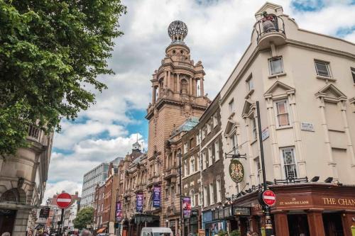 Central London (West End) two bedroom flat