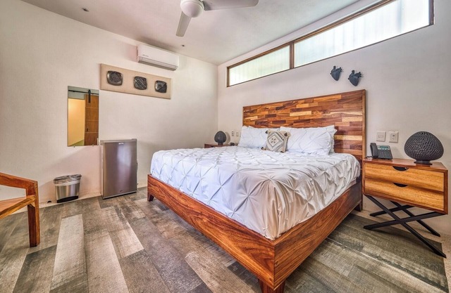 Central Standard Room