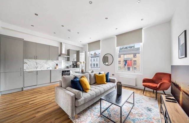 Central Zone-2 Flats#1/15 mins to Central London