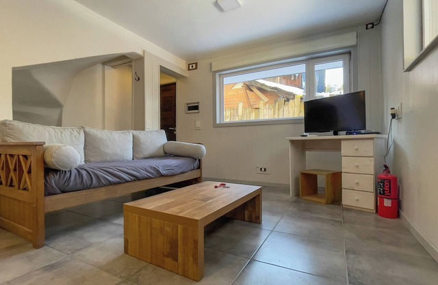 Centrally located PET friendly apartment