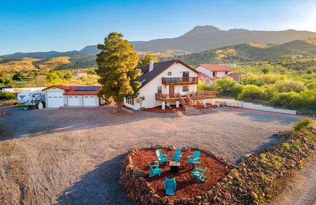 Centrally located, spacious home with private en suite, man cave and views!