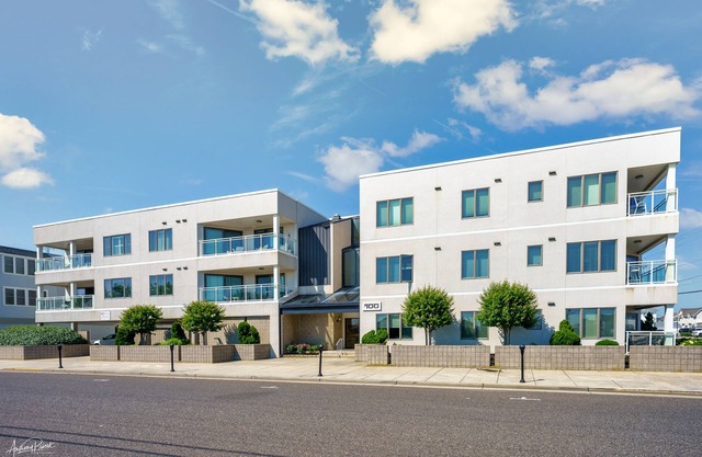 CENTRALLY located in Stone Harbor across the street from the beach and 1 block to downtown shopping, restaurants and entertainment.