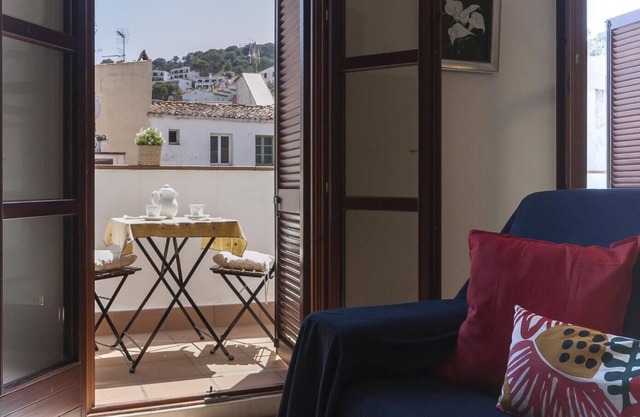 Centric apartment with parking 2