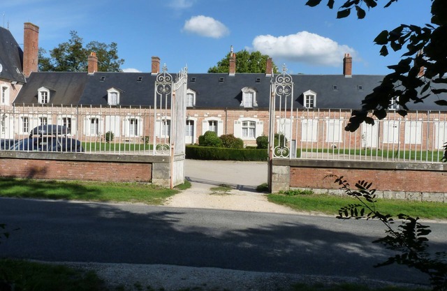 Château Chandler 17th century 4* rentals