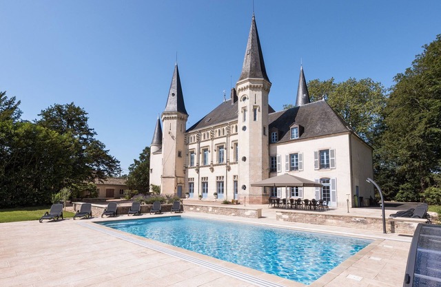 Château de Montrevost (heated swimming pool, sauna, steam room)
