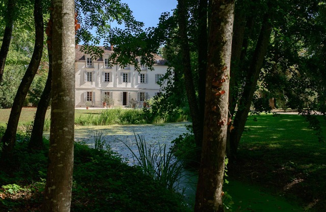 Château de Tailly, castle, gîtes, delightful rooms, Meursault, Burgundy, France
