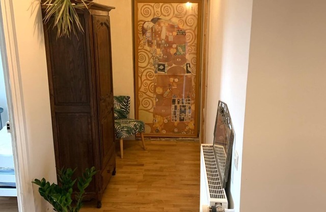 Charming farmhouse with WiFi in Druyes-les-Belles-Fontaines