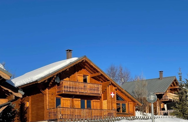 Chalet Individuel 9 Personnes Départ et Retour Skis aux Pieds