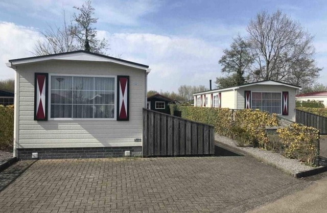 Chalet 150-152 - Four Bedroom Resort, Sleeps 8