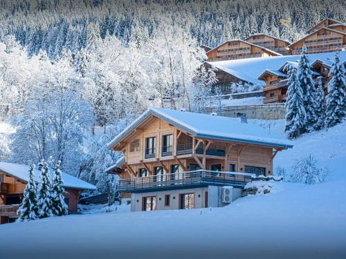 Chalet Alphonse - OVO Network