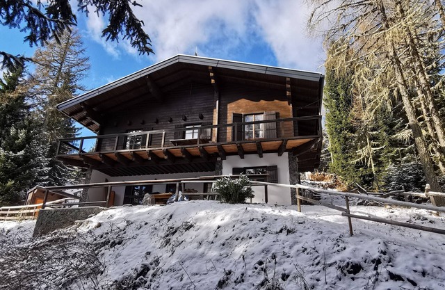 Chalet Alpl: modern renovated apartment in the ski area with sauna, whirlpool & fireplace