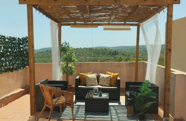 Chalet 'Chelinas' with Mountain View, Garden, Terrace & Wi-Fi