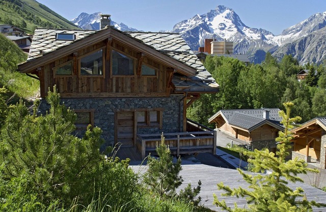 Chalet cosy avec piscine privée | Près des pistes