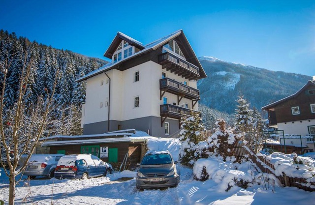 Chalet Enzian by AlpenTravel