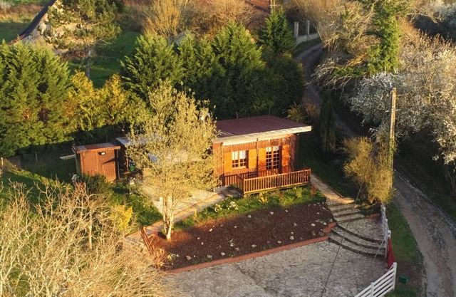 Chalet et Jacuzzi au Cœur du Nivernais